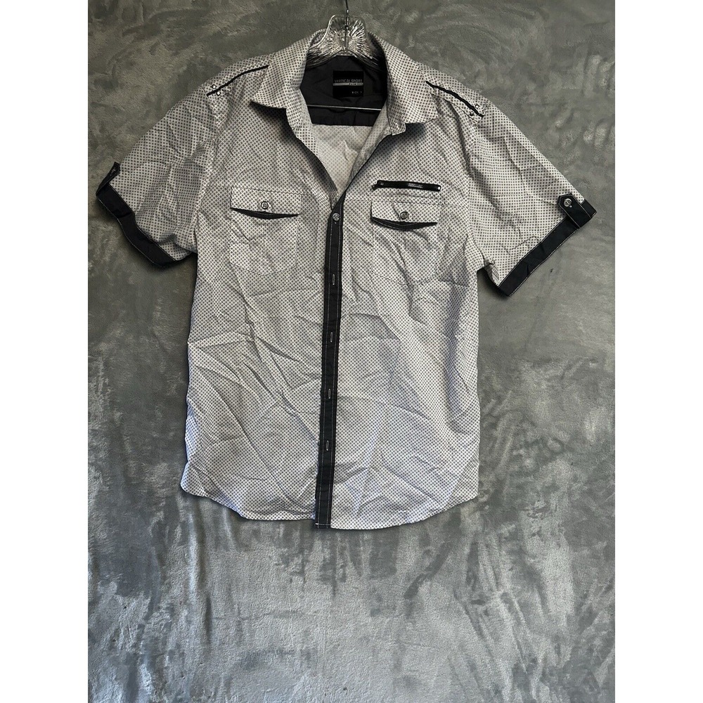 Vertical Sport Men's Shirt  size L White & Navy Button Down Short Sleeve